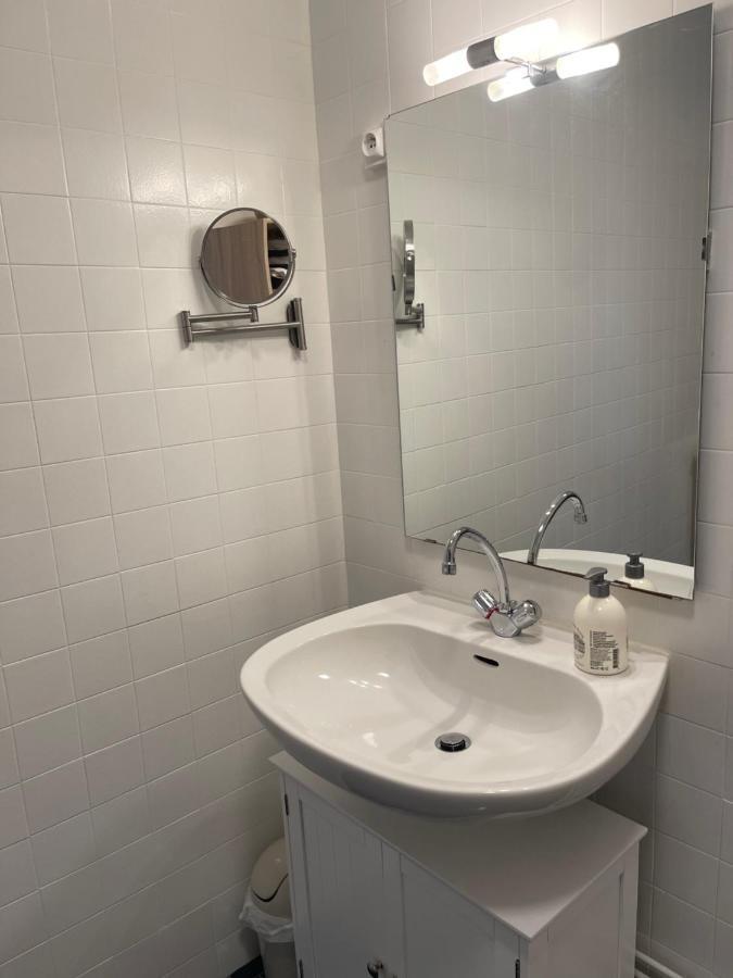 Appartement T4 70M2 - Meuble - Centre Ville - Proche Thermes Lons-le-Saunier Exterior foto